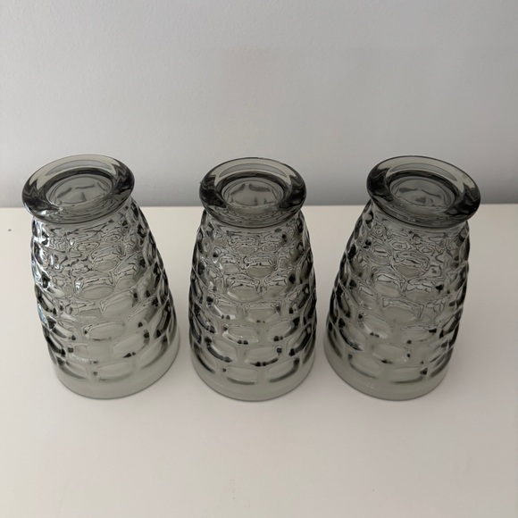 Vintage 70’s Smokey Gray Set of 3 Glasses - Picture 5 of 5